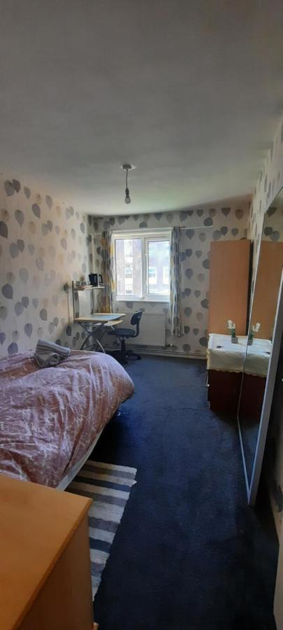 Double Bedroom In Liverpool Dış mekan fotoğraf